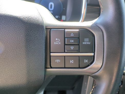 Used 2025 Ford F150 Lariat AWD/4WD image 17