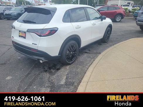 New 2026 Honda HR-V Sport image 5