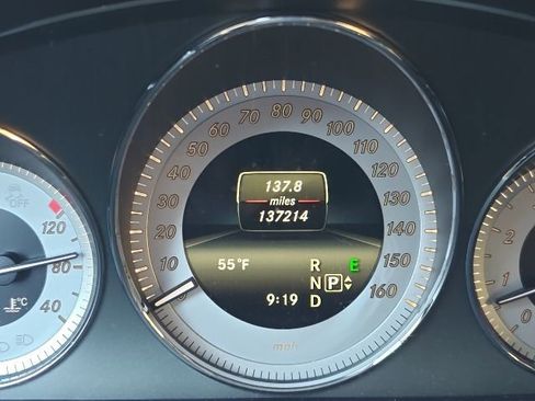 Used 2015 Mercedes-Benz GLK 350 4MATIC image 13