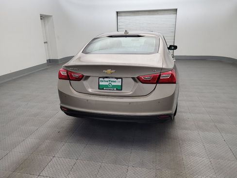 Used 2023 Chevrolet Malibu LT w/ Driver Confidence Package FWD image 7