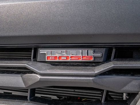 New 2026 Chevrolet Colorado Trail Boss AWD/4WD image 11
