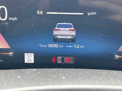 Certified 2024 BMW X5 xDrive40i w/ Premium Package AWD/4WD image 22