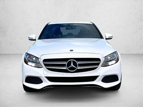 Used 2018 Mercedes-Benz C 300 4MATIC Sedan image 3