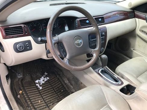Used 2008 Chevrolet Impala LT w/ Luxury Edition Package image 4