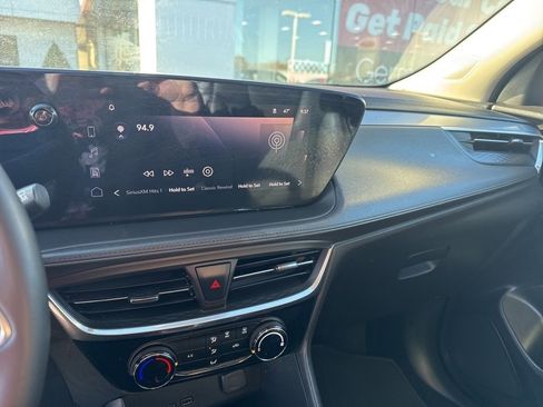 Used 2024 Buick Encore GX Sport Touring image 20