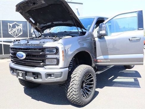 Used 2025 Ford F350 Platinum w/ Tremor Off-Road Package AWD/4WD image 30