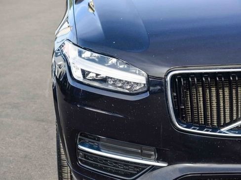 Used 2019 Volvo XC90 T6 Momentum image 11