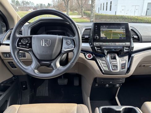 Used 2021 Honda Odyssey Touring image 29