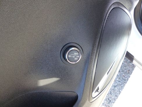 Used 2025 Buick Envision Avenir AWD/4WD image 23