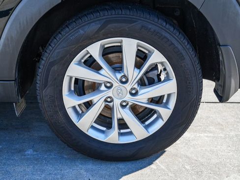 Used 2020 Hyundai Tucson Value w/ Cargo Package image 12