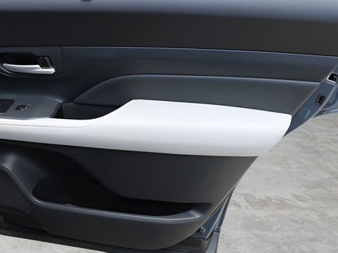 Certified 2026 Toyota Grand Highlander Platinum image 23