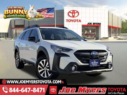 Used 2025 Subaru Outback Premium w/ Popular Package #1A image 1