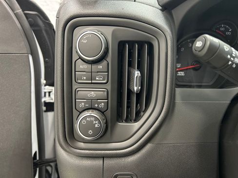 Used 2023 Chevrolet Silverado 1500 Custom AWD/4WD image 23
