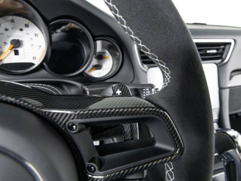 Used 2018 Porsche 911 GT2 RS image 20