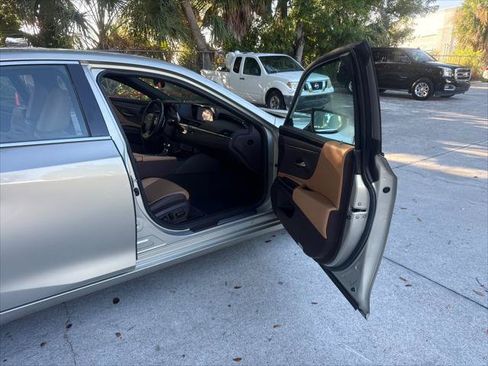 Used 2019 Lexus ES 350 w/ Premium Package FWD image 12