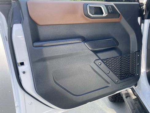 Used 2024 Ford Bronco Outer Banks AWD/4WD image 14