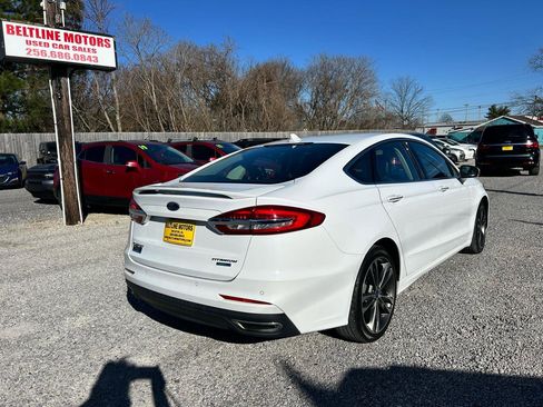 Used 2020 Ford Fusion Titanium AWD/4WD image 2