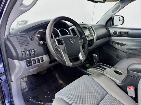 Used 2013 Toyota Tacoma PreRunner w/ TRD Sport Pkg RWD image 9