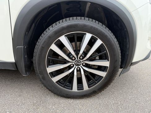 Used 2023 Nissan Pathfinder Platinum AWD/4WD image 33