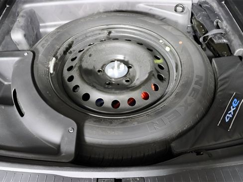 Used 2022 Jeep Grand Cherokee Limited 4xe image 13