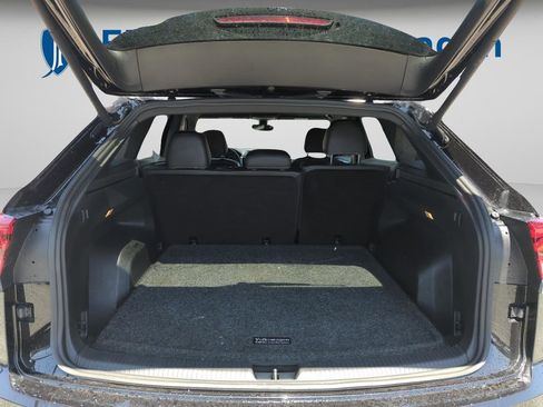 Used 2021 Volkswagen Atlas Cross Sport SEL FWD image 17