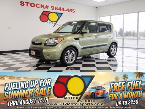 Used 2010 Kia Soul + w/ Audio Pkg FWD image 1