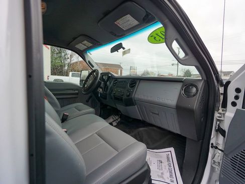 Used 2015 Ford F250 XL image 22