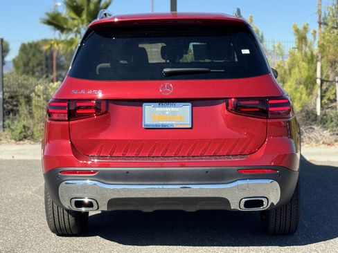New 2026 Mercedes-Benz GLB 250 image 9