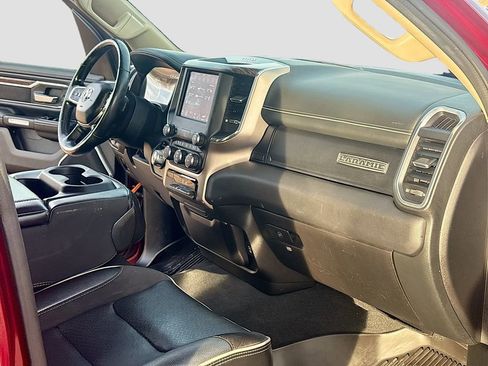 Used 2019 RAM 1500 Laramie AWD/4WD image 27