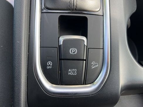 Used 2019 Hyundai Santa Fe SE image 21