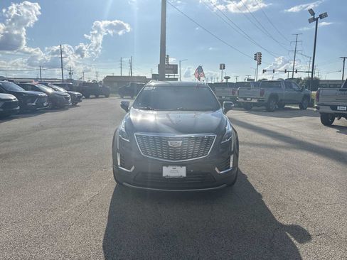 Used 2023 Cadillac XT5 Premium Luxury AWD/4WD image 4