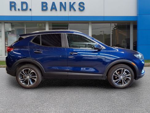 Used 2023 Buick Encore GX Select FWD image 2
