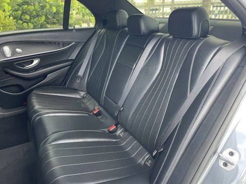 Used 2019 Mercedes-Benz E 300 4MATIC w/ Premium 1 Package image 12