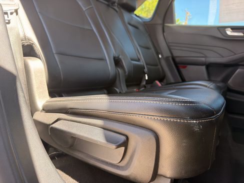 Used 2022 Ford Escape SEL AWD/4WD image 19