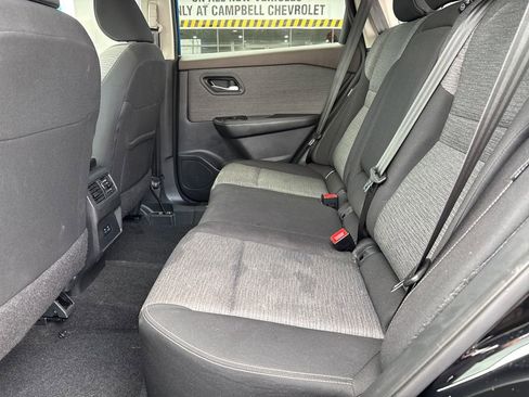 Used 2023 Nissan Rogue SV image 29