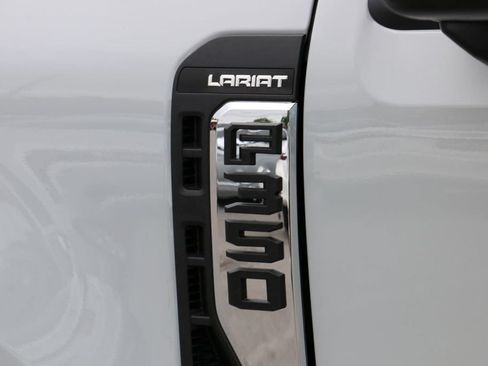 New 2026 Ford F350 Lariat w/ Lariat Premium Package AWD/4WD image 13