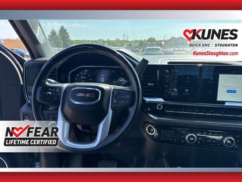 Used 2024 GMC Sierra 2500 SLT w/ SLT Premium Package AWD/4WD image 39