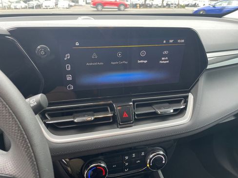 Used 2025 Chevrolet TrailBlazer LT image 17