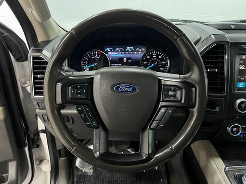 Used 2018 Ford Expedition Max Limited w/ Equipment Group 301A AWD/4WD image 22