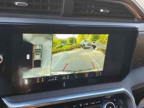 Used 2024 GMC Sierra 1500 Denali w/ Denali Reserve Package AWD/4WD image 22