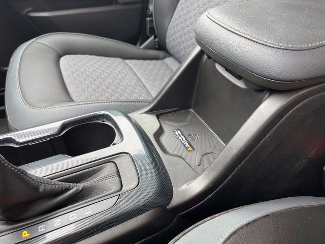 Used 2022 Chevrolet Colorado Z71 RWD image 39