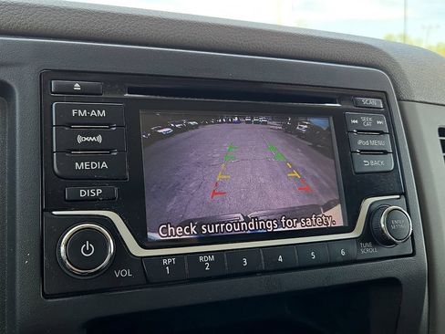 Used 2018 Nissan NV 1500 SV RWD image 18