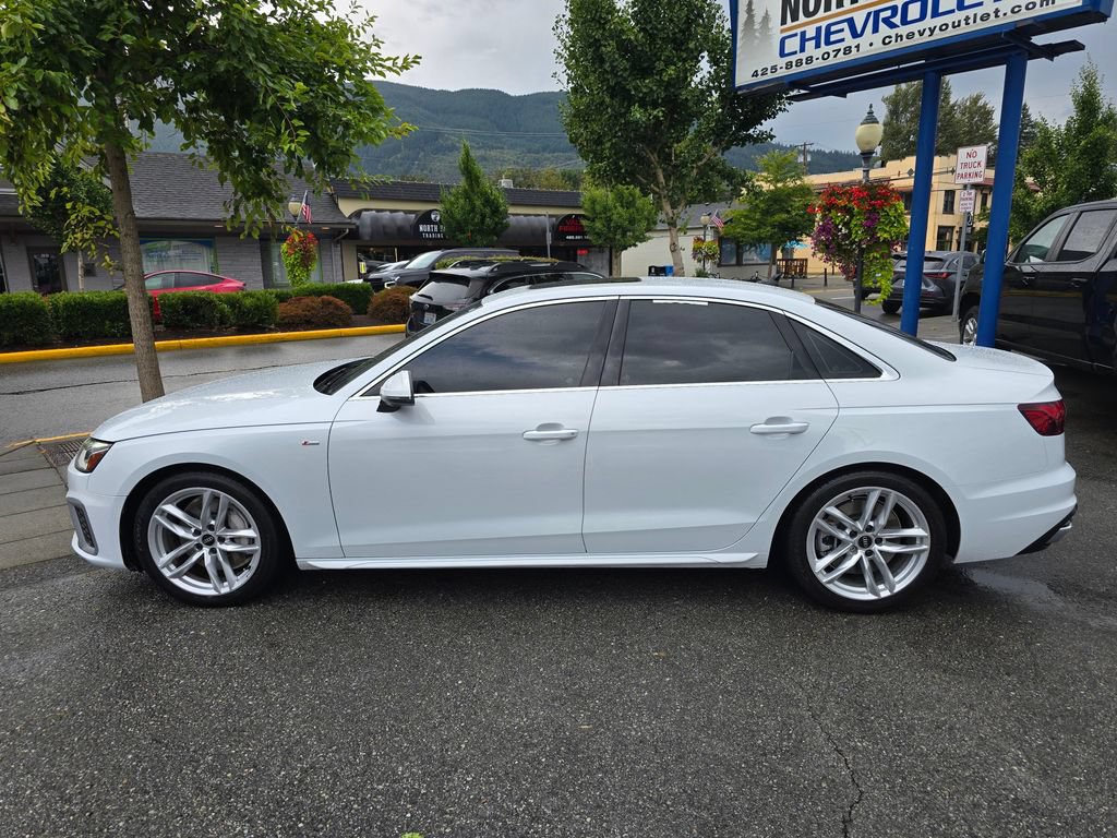 Used 2023 Audi A4 2.0T Premium Plus AWD/4WD image 9