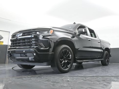 Used 2022 Chevrolet Silverado 1500 LTZ RWD image 65