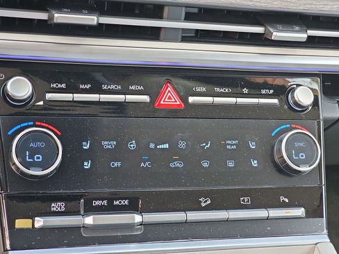 New 2025 Hyundai Santa Fe Calligraphy FWD image 27