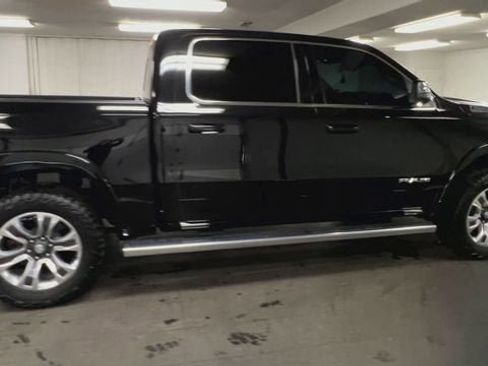 Used 2024 RAM 1500 Limited image 9