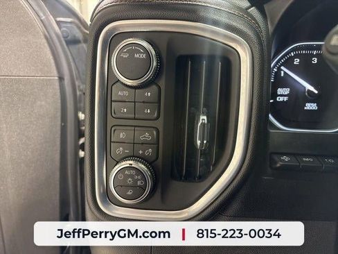 Used 2021 GMC Sierra 1500 AT4 w/ AT4 Value Package AWD/4WD image 14