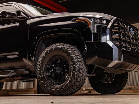 Used 2024 Toyota Tundra Platinum image 11