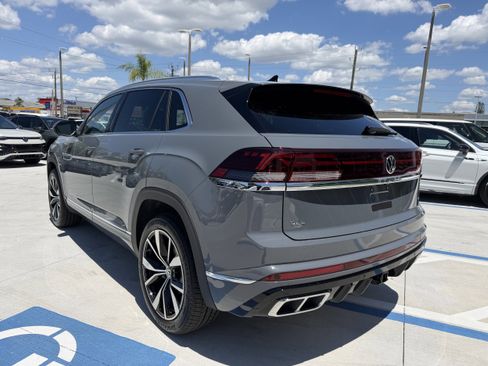 New 2026 Volkswagen Atlas Cross Sport SEL Premium R-Line AWD/4WD image 5