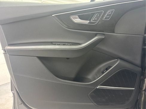 Used 2021 Audi Q7 3.0T Premium Plus w/ Executive Package image 26